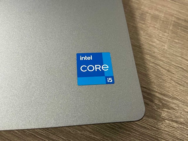 Laptop - dell inc. - latitude 5520 - afbeelding 2 van  7