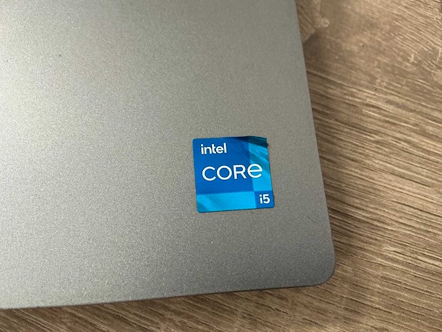 Laptop - dell inc. - latitude 5520 - afbeelding 3 van  7