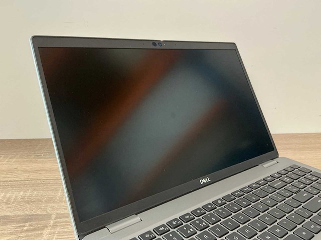 Laptop - dell inc. - latitude 5520 - afbeelding 4 van  7