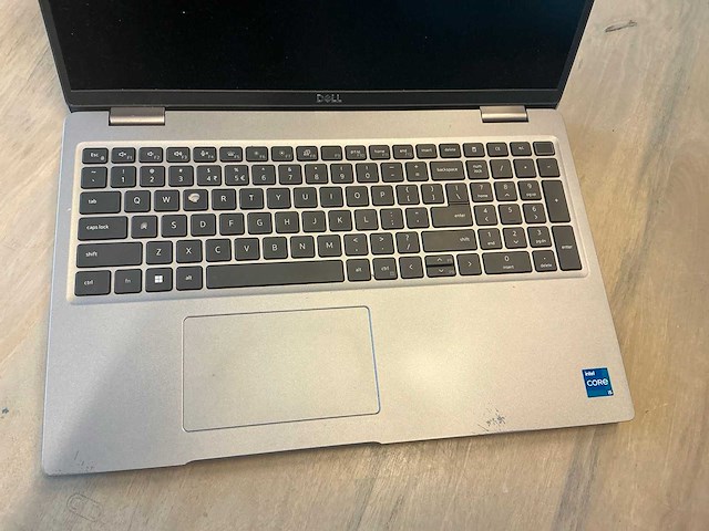 Laptop - dell inc. - latitude 5520 - afbeelding 2 van  8
