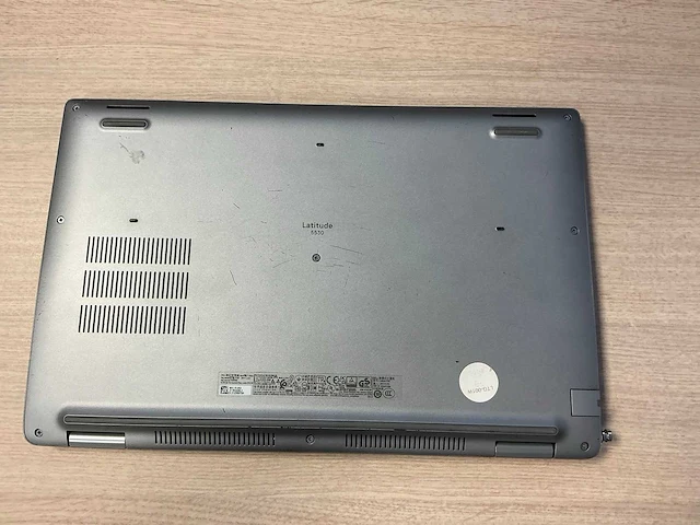 Laptop - dell inc. - latitude 5530 - afbeelding 6 van  8