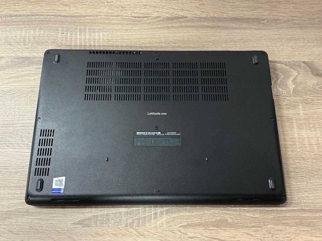 Laptop - dell inc. - latitude 5590 - afbeelding 6 van  7
