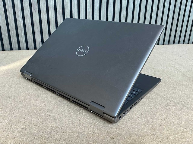 Laptop - dell inc. - precision 7680 - afbeelding 3 van  6