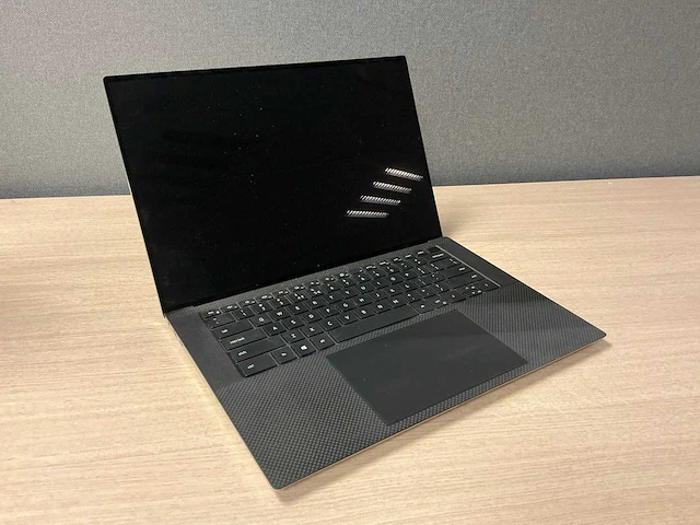 Laptop - dell inc. - xps 15 9510 - afbeelding 1 van  6