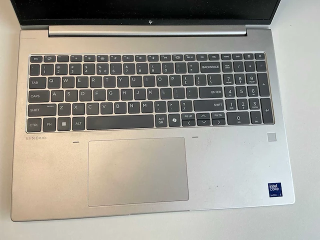 Laptop - hp - elitebook 6 g1i 16 inch notebook ai pc - afbeelding 2 van  7
