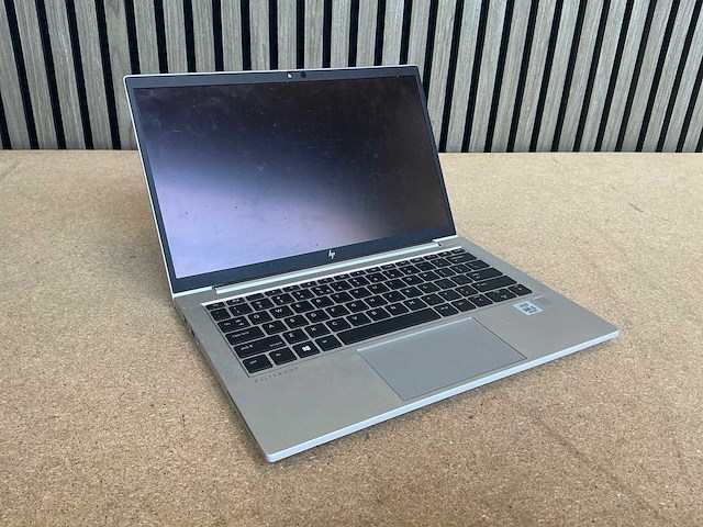 Laptop - hp - hp elitebook 830 g7 notebook pc - afbeelding 1 van  7
