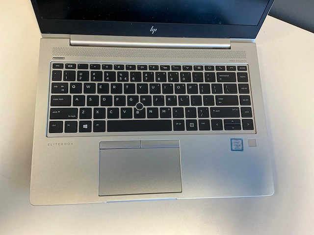 Laptop - hp - hp elitebook 840 g6 - afbeelding 2 van  7