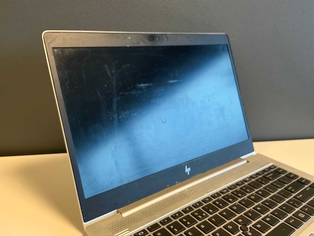 Laptop - hp - hp elitebook 840 g6 - afbeelding 4 van  7