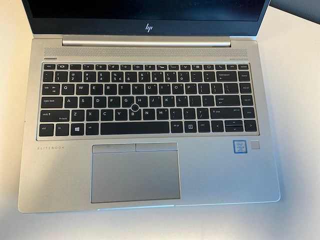 Laptop - hp - hp elitebook 840 g6 - afbeelding 2 van  7