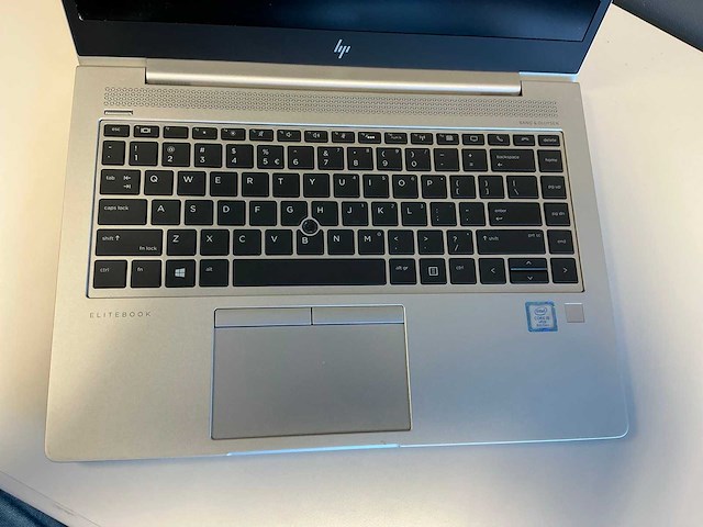 Laptop - hp - hp elitebook 840 g6 - afbeelding 2 van  4