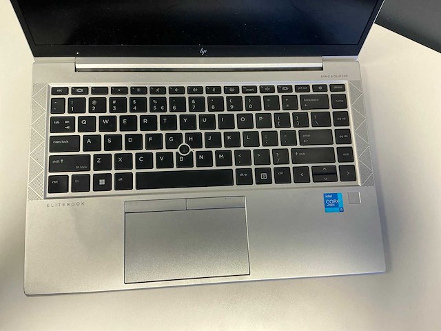 Laptop - hp - hp elitebook 840 g8 notebook pc - afbeelding 2 van  7