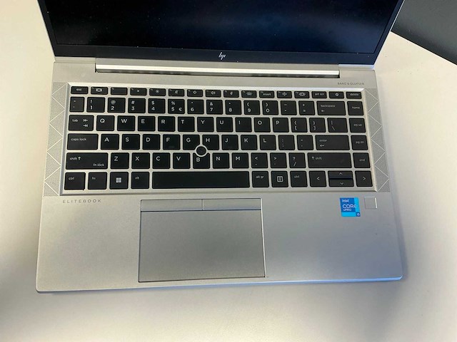 Laptop - hp - hp elitebook 840 g8 notebook pc - afbeelding 2 van  7