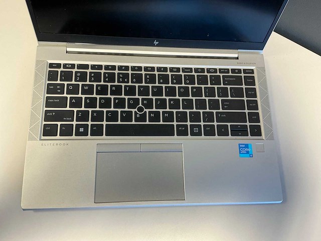 Laptop - hp - hp elitebook 840 g8 notebook pc - afbeelding 2 van  7