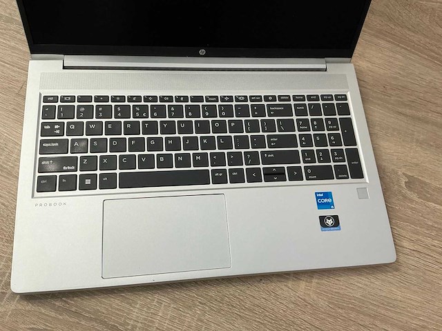 Laptop - hp - hp probook 450 15.6 inch g9 notebook pc - afbeelding 2 van  4