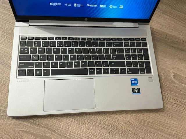 Laptop - hp - hp probook 450 15.6 inch g9 notebook pc - afbeelding 2 van  8