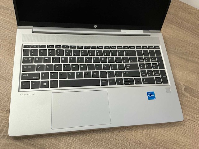 Laptop - hp - hp probook 450 15.6 inch g9 notebook pc - afbeelding 1 van  4