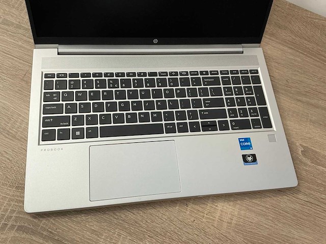 Laptop - hp - hp probook 450 15.6 inch g9 notebook pc - afbeelding 2 van  6