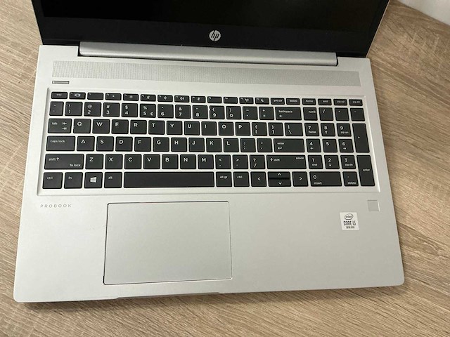 Laptop - hp - hp probook 450 g7 - afbeelding 2 van  6