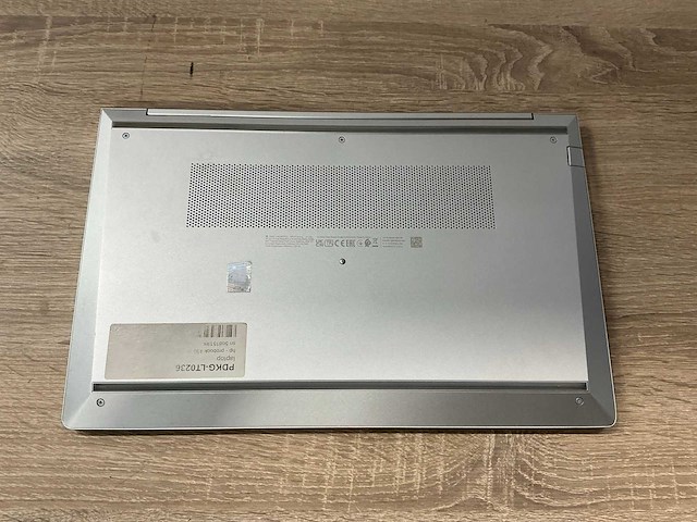 Laptop - hp - hp probook 450 g8 notebook pc - afbeelding 3 van  4