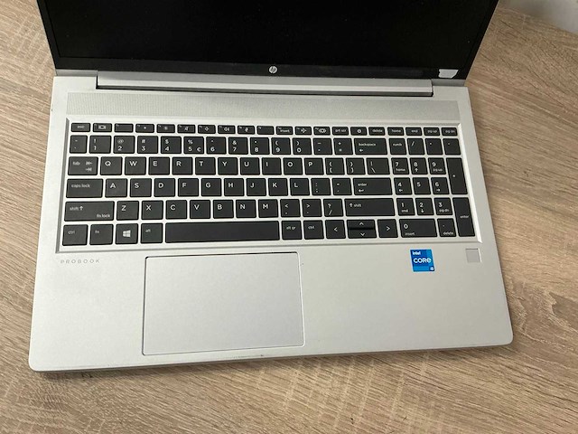 Laptop - hp - hp probook 450 g8 notebook pc - afbeelding 2 van  7