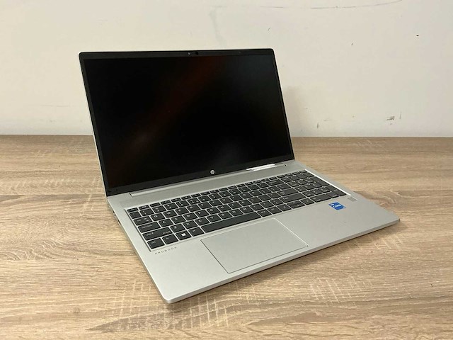 Laptop - hp - hp probook 450 g8 notebook pc - afbeelding 1 van  4