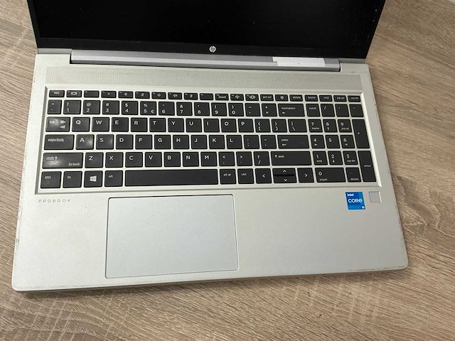 Laptop - hp - hp probook 450 g8 notebook pc - afbeelding 2 van  5
