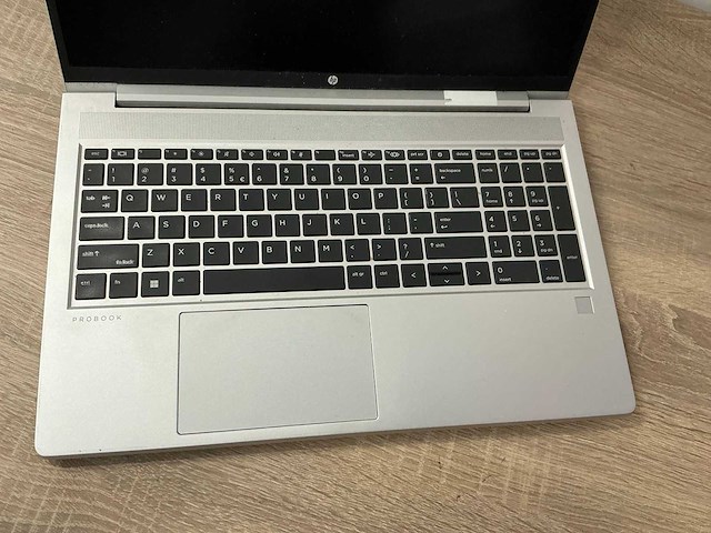 Laptop - hp - hp probook 450 g8 notebook pc - afbeelding 2 van  4