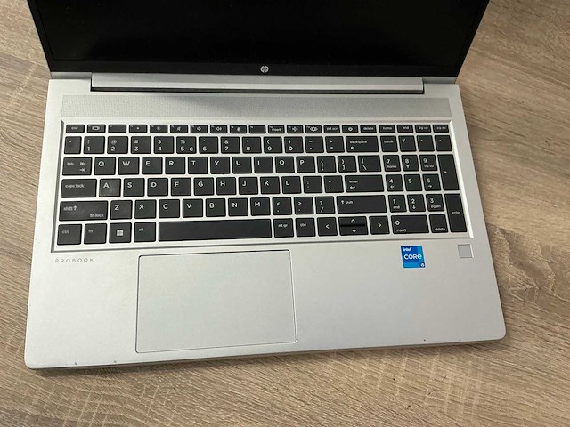 Laptop - hp - hp probook 450 g8 notebook pc - afbeelding 2 van  7