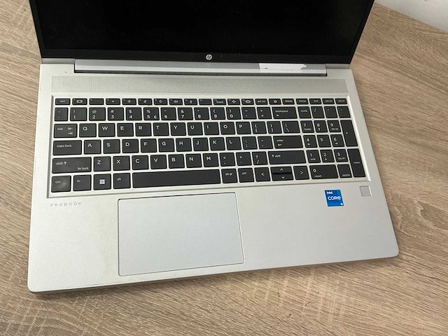 Laptop - hp - hp probook 450 g8 notebook pc - afbeelding 2 van  5