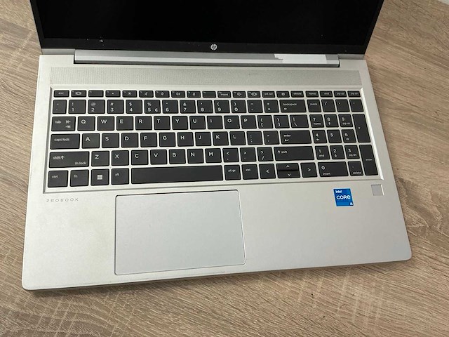 Laptop - hp - hp probook 450 g8 notebook pc - afbeelding 2 van  6