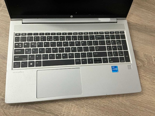 Laptop - hp - hp probook 450 g8 notebook pc - afbeelding 2 van  4