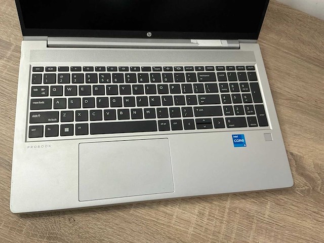 Laptop - hp - hp probook 450 g8 notebook pc - afbeelding 2 van  6