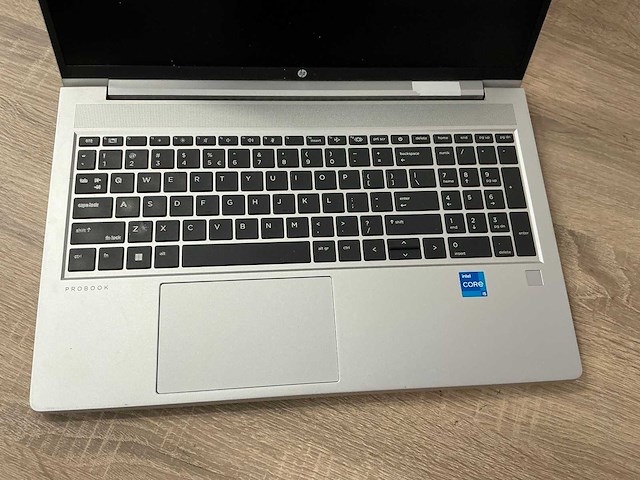 Laptop - hp - hp probook 450 g8 notebook pc - afbeelding 2 van  7