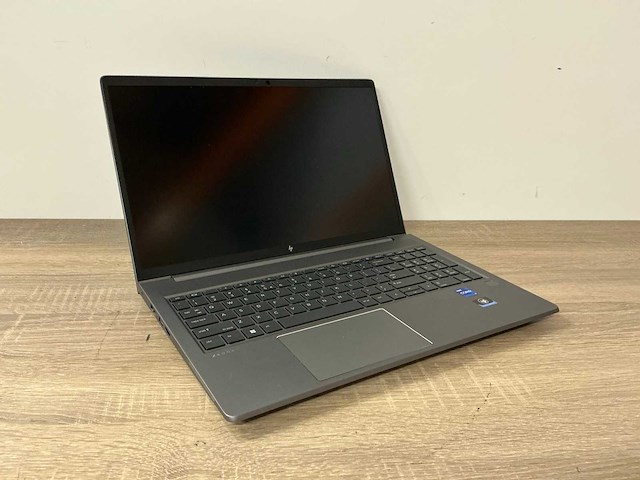 Laptop - hp - hp zbook power 15.6 inch g9 mobile workstation pc - afbeelding 1 van  7