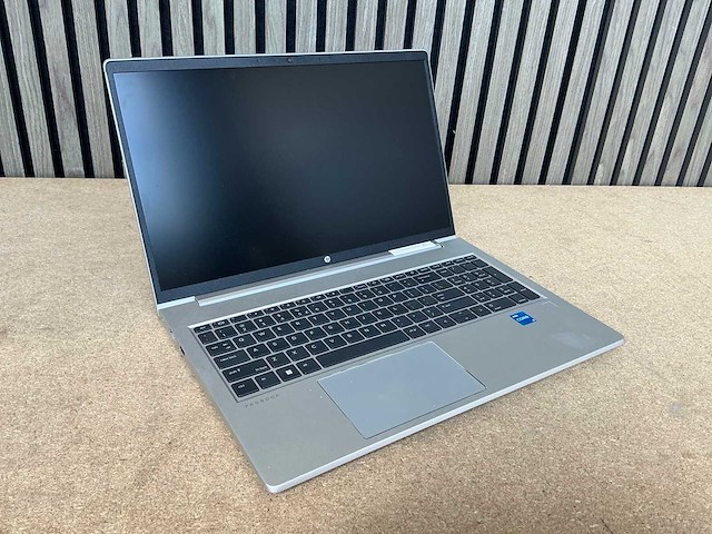 Laptop - hp - probook 450 15.6 inch g10 notebook pc - afbeelding 1 van  7