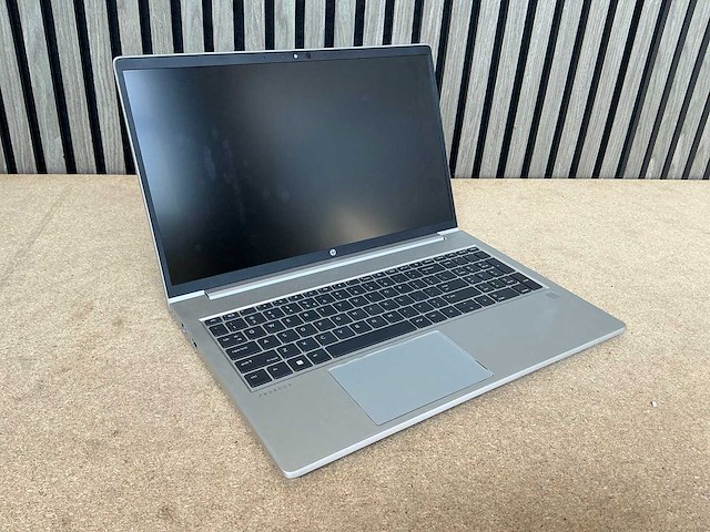 Laptop - hp - probook 450 15.6 inch g9 notebook pc - afbeelding 1 van  4