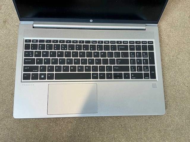 Laptop - hp - probook 450 15.6 inch g9 notebook pc - afbeelding 2 van  4
