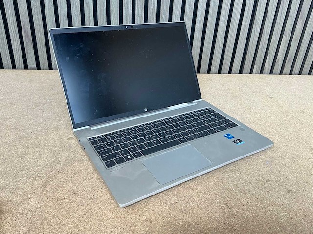 Laptop - hp - probook 450 15.6 inch g9 notebook pc - afbeelding 1 van  5