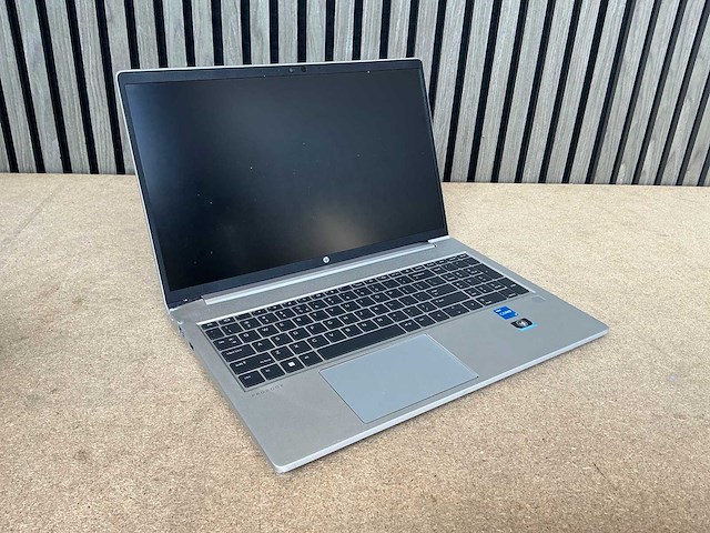 Laptop - hp - probook 450 15.6 inch g9 notebook pc - afbeelding 1 van  5