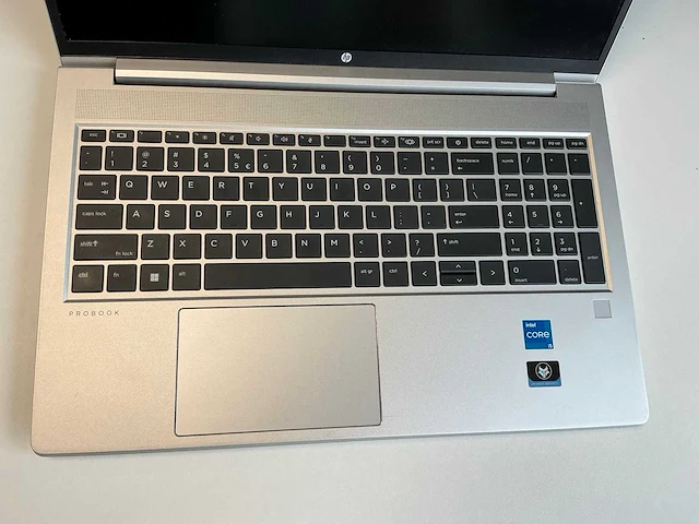 Laptop - hp - probook 450 15.6 inch g9 notebook pc - afbeelding 2 van  7