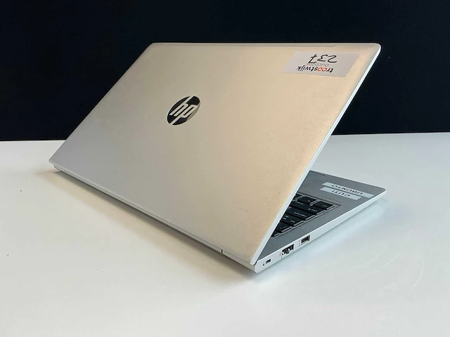Laptop - hp - probook 450 15.6 inch g9 notebook pc - afbeelding 1 van  5