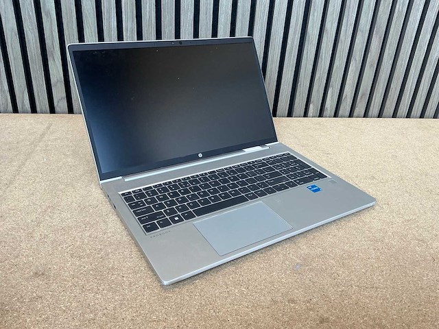 Laptop - hp - probook 450 g8 notebook pc - afbeelding 1 van  3