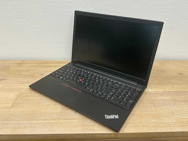 Laptop - lenovo - 20rd004hmh - afbeelding 2 van  4