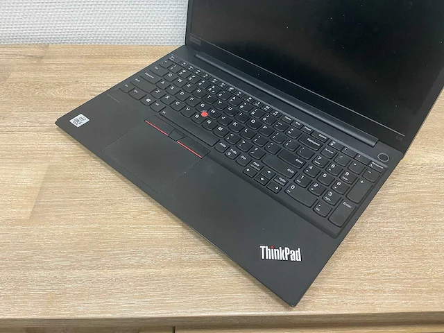 Laptop - lenovo - 20rd004jmh - afbeelding 3 van  4