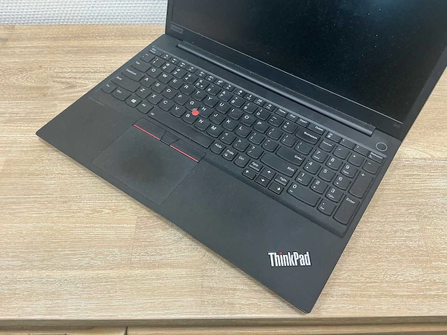 Laptop - lenovo - 20rd004jmh - afbeelding 3 van  4
