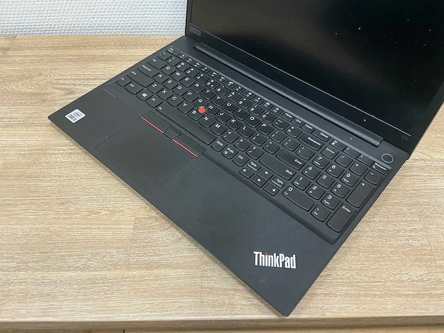 Laptop - lenovo - 20rd004jmh - afbeelding 3 van  4