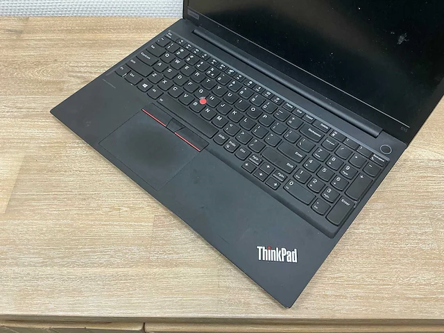 Laptop - lenovo - 20rd004jmh - afbeelding 3 van  4