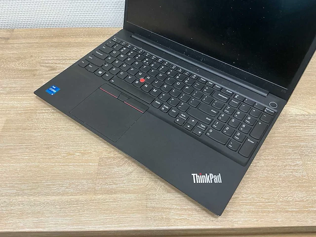 Laptop - lenovo - 20td0027mh - afbeelding 3 van  5