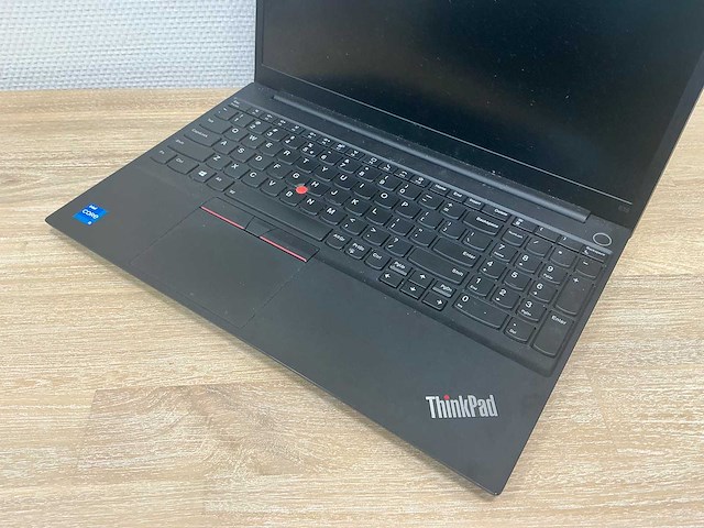 Laptop - lenovo - 20td0028mh - afbeelding 3 van  4