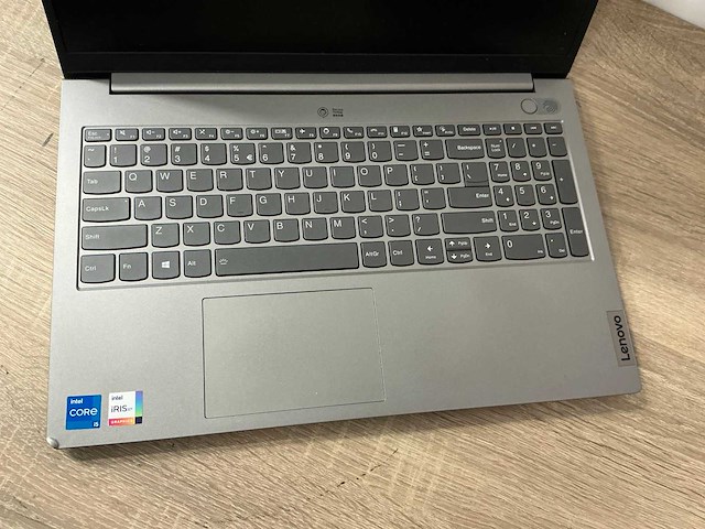 Laptop - lenovo - 20ve - afbeelding 2 van  6